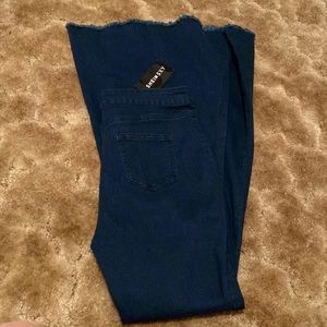 NWT super flare jeans 👖